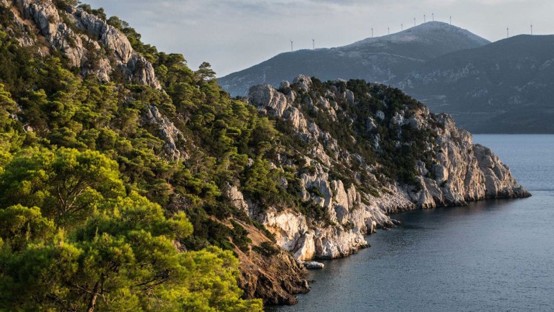 Can ‘extinct’ volcanoes still erupt? A Greek peak holds surprising clues