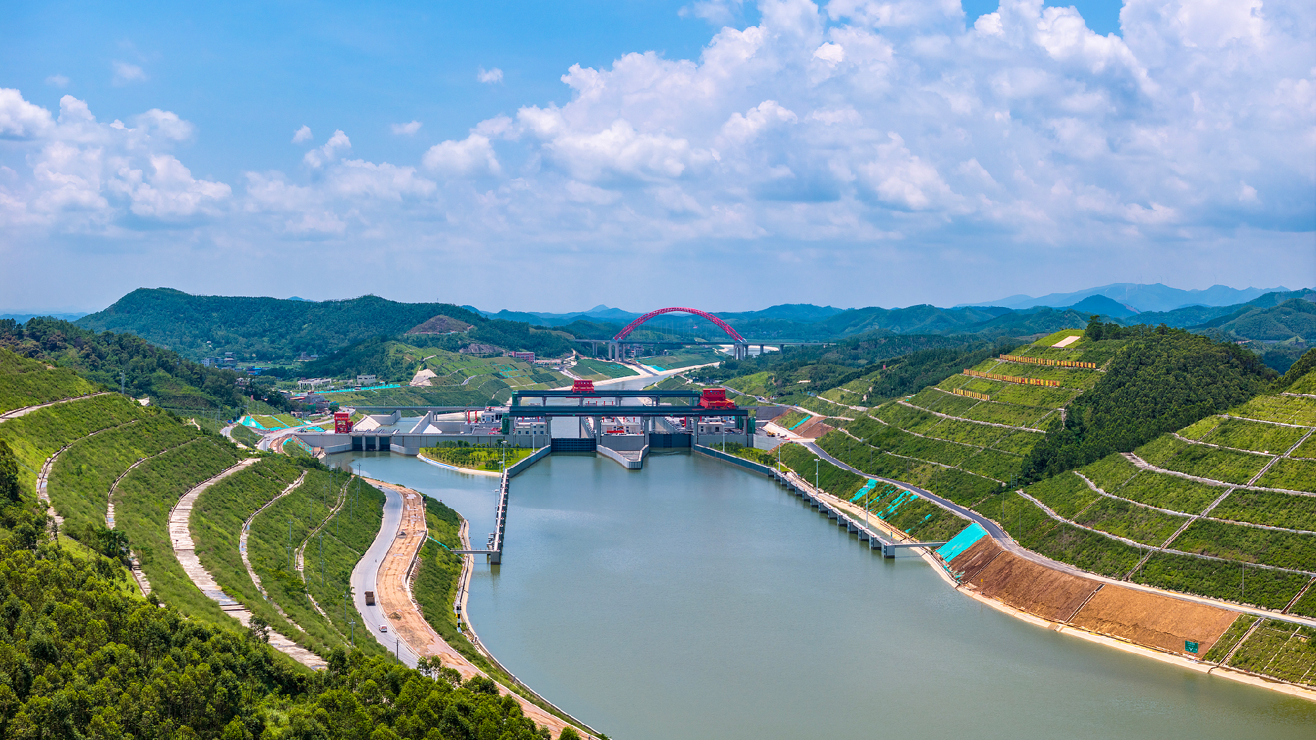China's Pinglu Canal opens for navigation