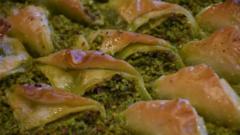 بحران تنگه هرمز و بازار باقلوا؛ آیا پسته ایرانی جای خود را به رقبای ترک و سوری می‌دهد؟