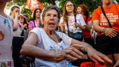 Evicted Spanish pensioner can move back home, lawyer says