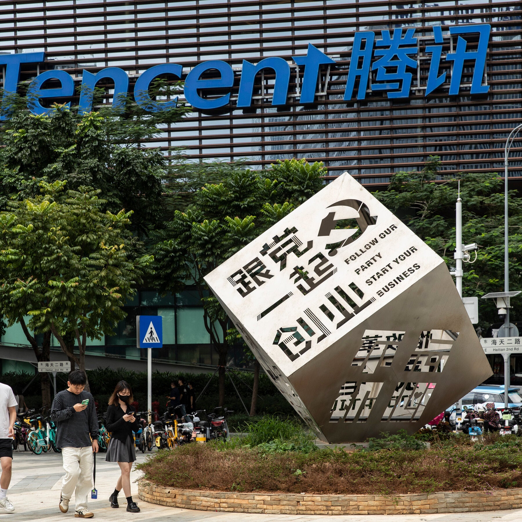 Rogue A.I. Agents from China Chatted with Researchers