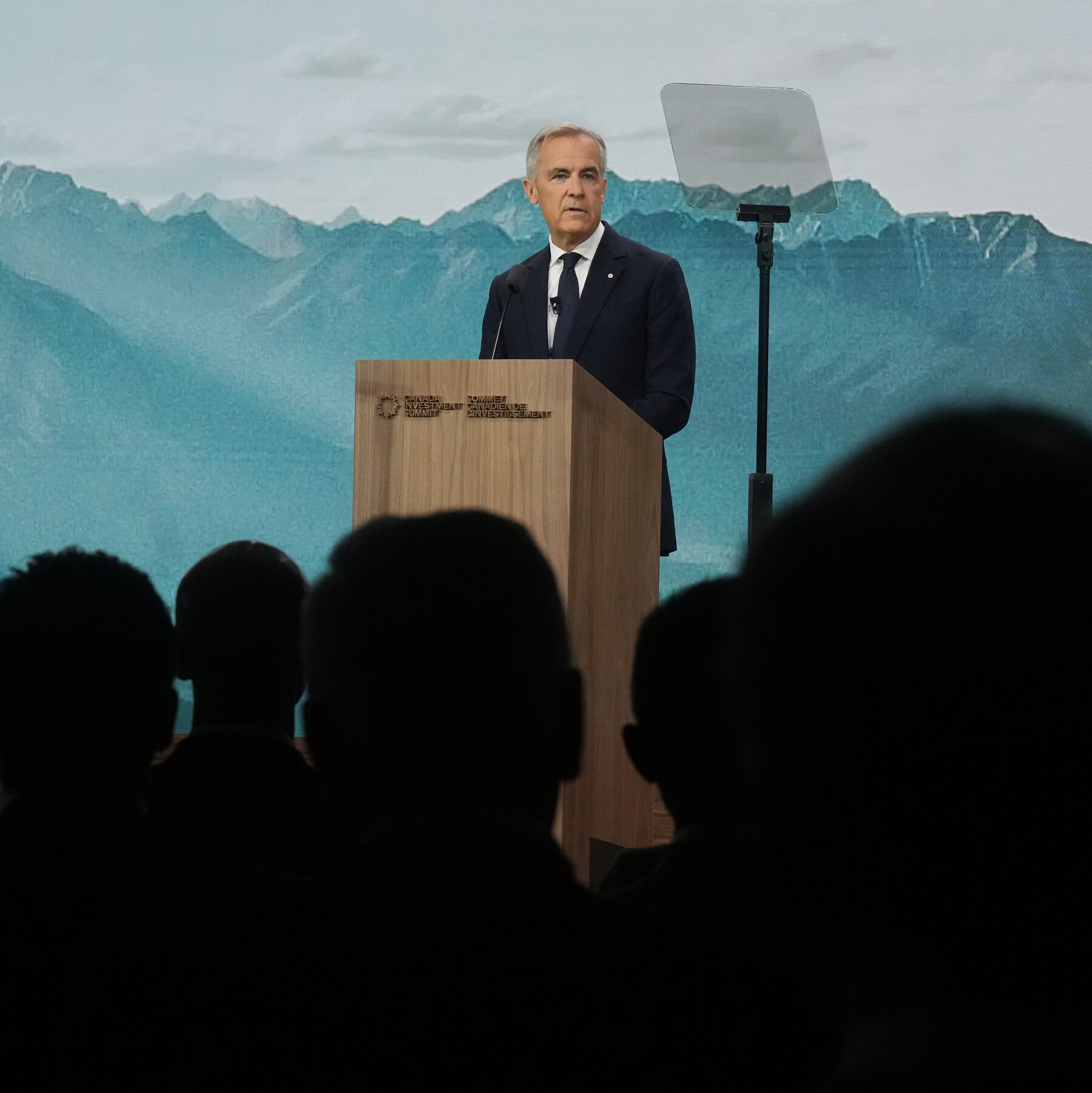 Carney Pitches Canada as a Haven of Investment Stability in a Chaotic World