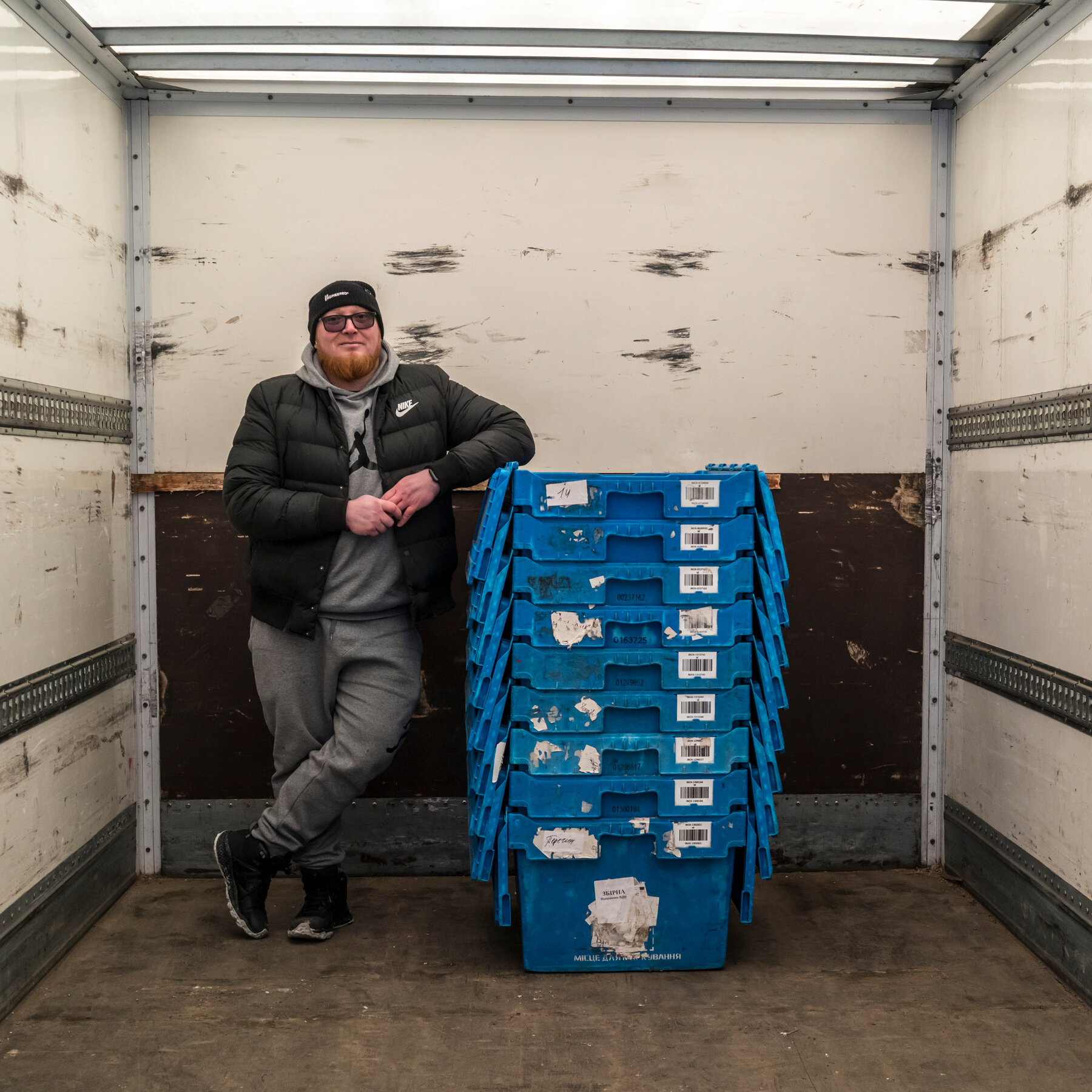Dodging Bombs and Drones, This Postman in Ukraine Still Delivers