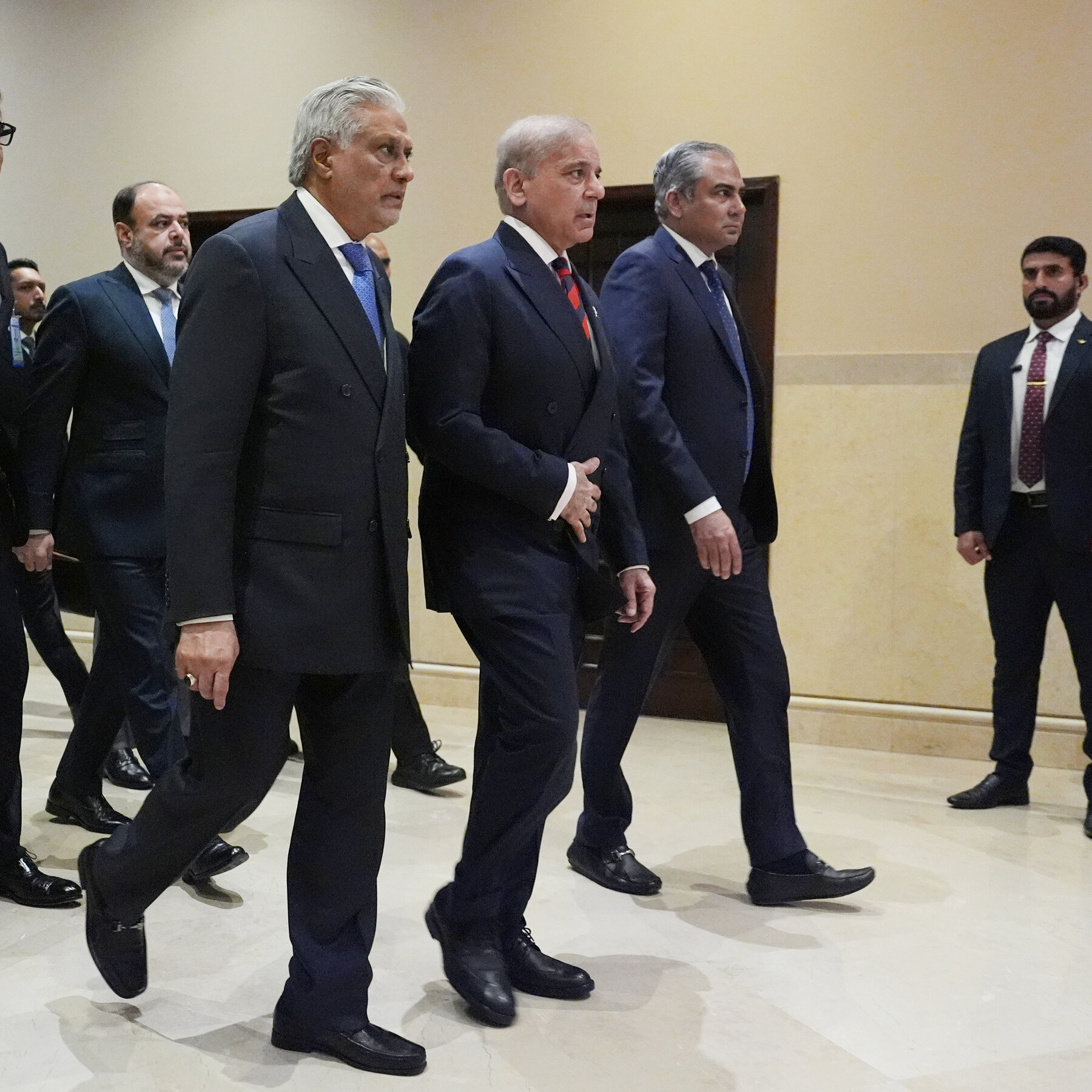 Pakistan Looks to Play Peacemaker Between U.S. and Iran, Again