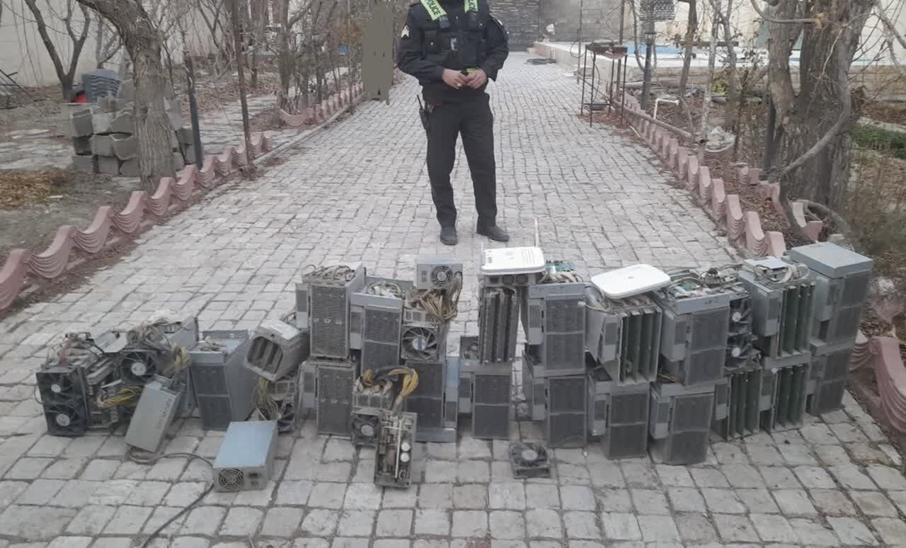 ۱۹ دستگاه ماینر غیرمجاز در مازندران کشف شد