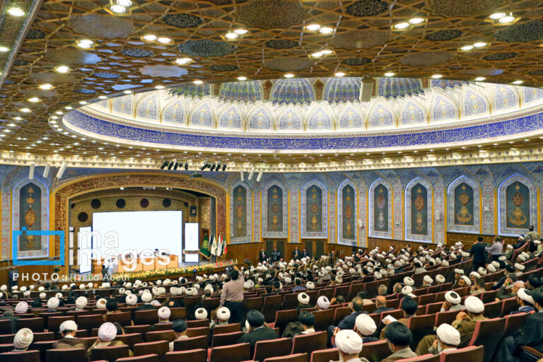 نشست بررسی اندیشه تفسیری آیت‌الله شهید سید مصطفی خمینی در قم برگزار شد.