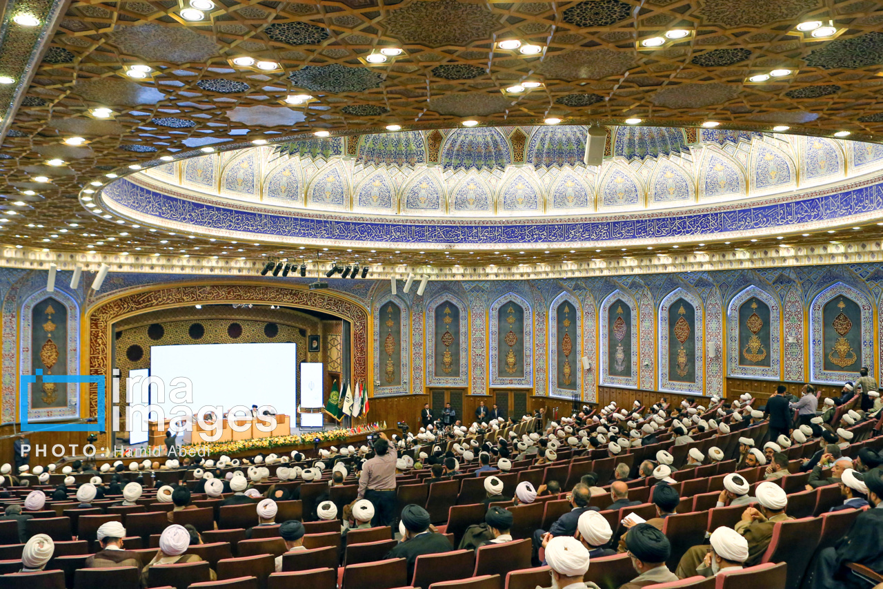 نشست بررسی اندیشه تفسیری آیت‌الله شهید سید مصطفی خمینی در قم برگزار شد.