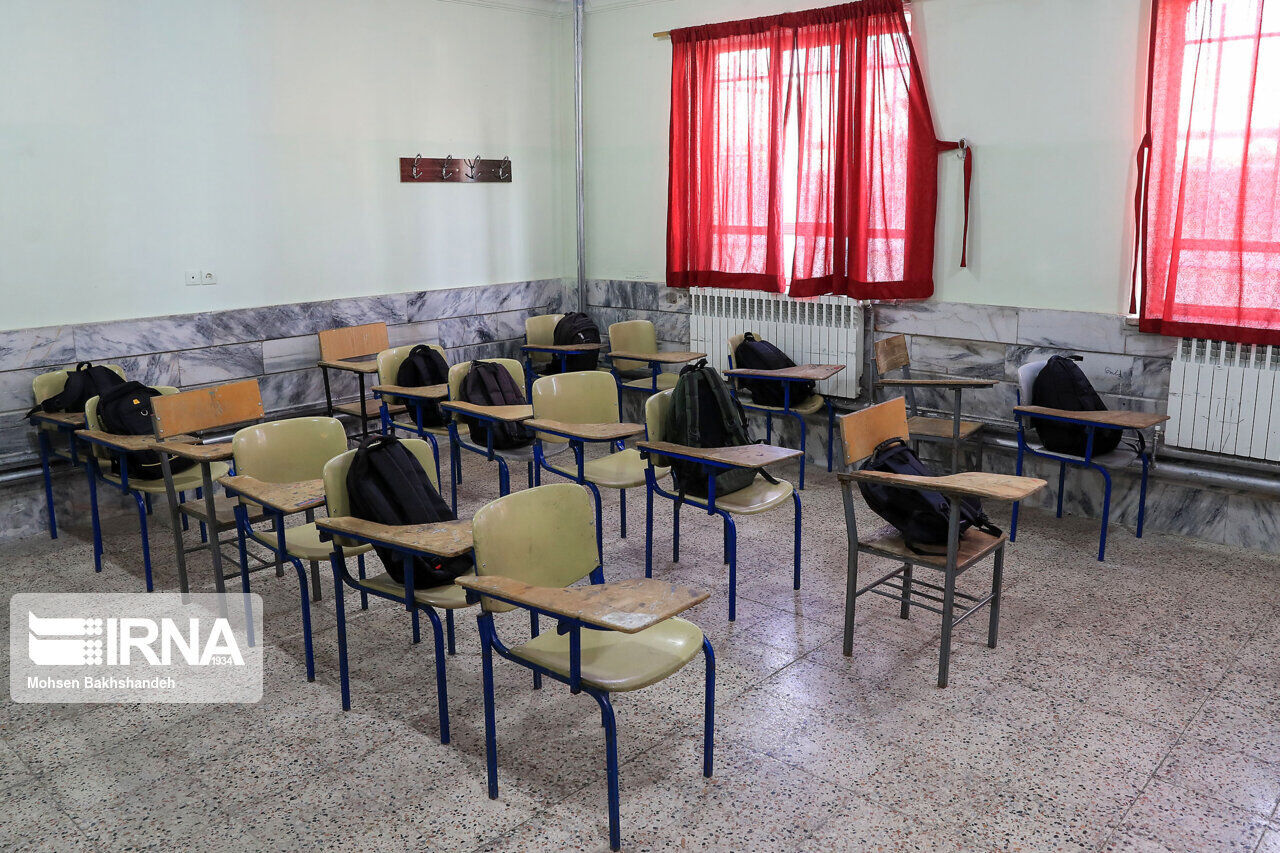 مدارس نوبت صبح شهر اراک فردا غیرحضوری شد
