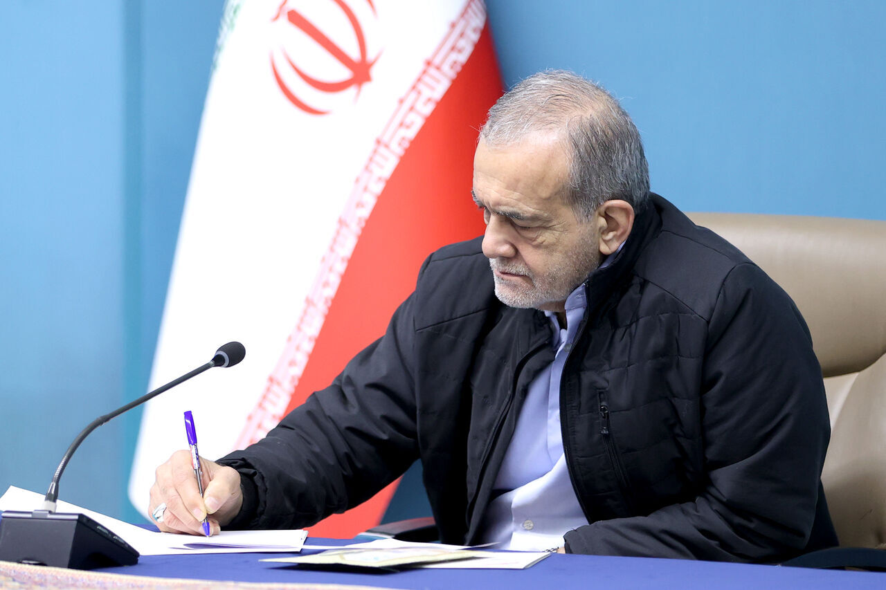 پزشکیان درگذشت دکتر سعید پناهی چهره ماندگار عرصه پزشکی را تسلیت گفت