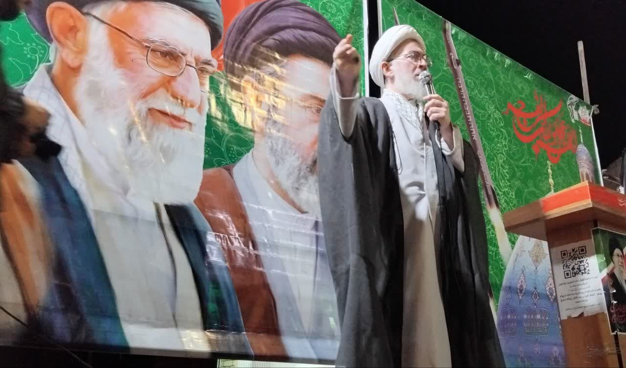 امام جمعه موقت کاشان: ملت ایران اجازه نداد جام زهر دیگری نوشیده شود