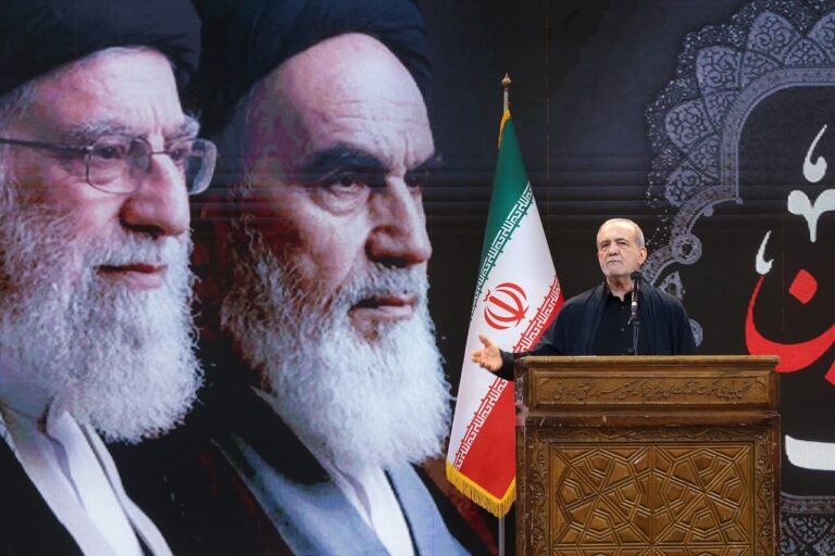 پزشکیان: عزت و سربلندی امروز ایران به برکت رهنمودهای رهبر شهید انقلاب است