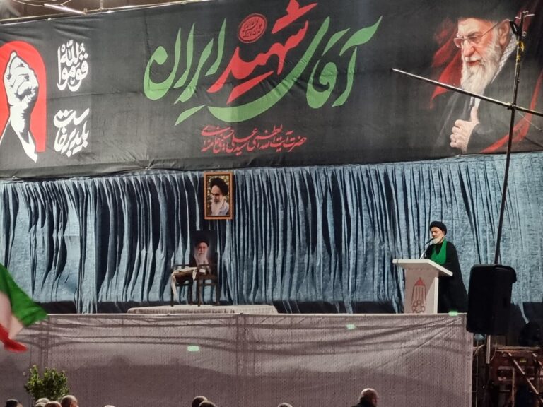 رهبر شهید امت فقیهی جامع در همه ابعاد بود