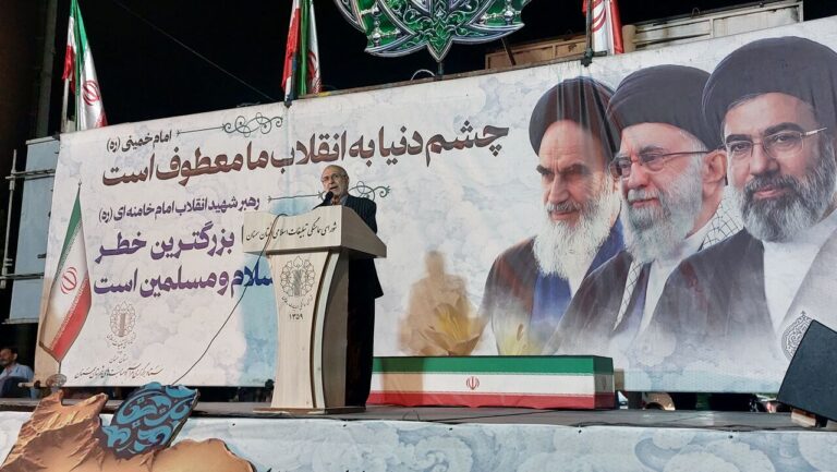 روایت از ظرفیت‌ علمی و دستاوردهای ملی در مقابل جنگ رسانه‌ای دشمنان قرار گیرد