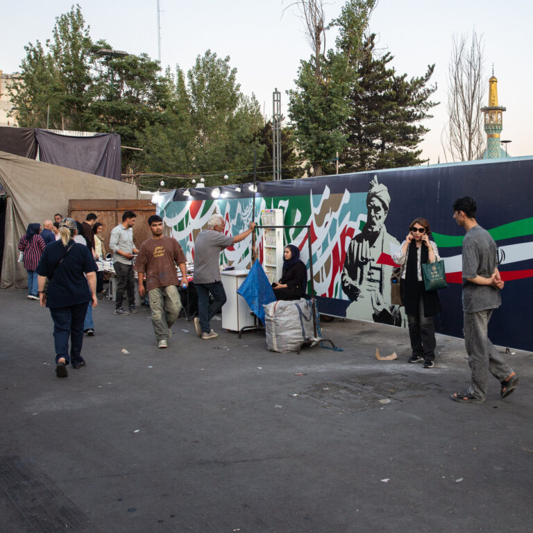 U.S. and Iran Blow Through Deadline to Agree to a Broad Deal to End War