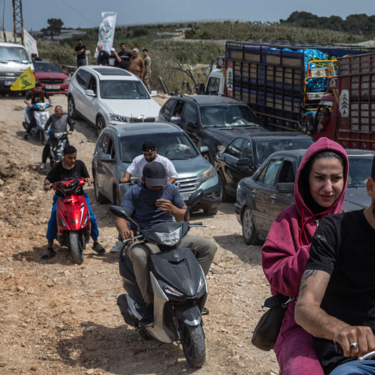 Live Updates: Thousands of Lebanese Try to Head Home After Israel-Lebanon Truce
