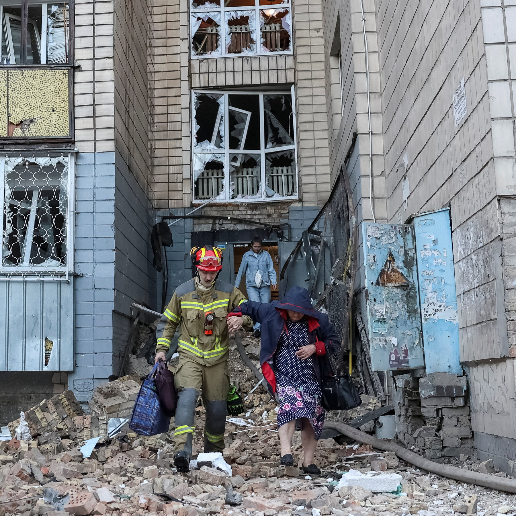 Missile Barrage Shows Russia’s Doubt That Ukraine Can Defend Itself