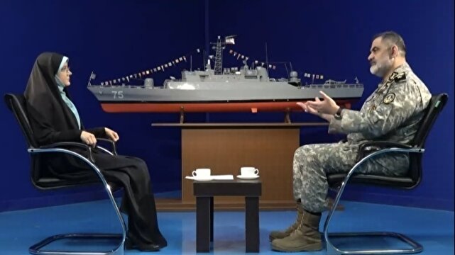 دریادار ایرانی: می‌ترسیم آمریکایی‌ها از ترس سلاح جدیدمان سکته کنند