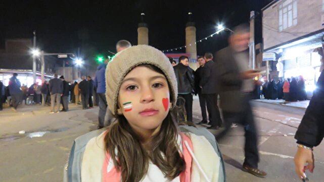 خیابان‌های هریس در تسخیر مردم وطن دوست + عکس و فیلم