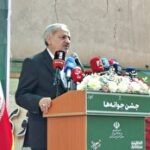 مهر متفاوتی را بدون رهبر و فرمانده شهید آغاز می‌کنیم