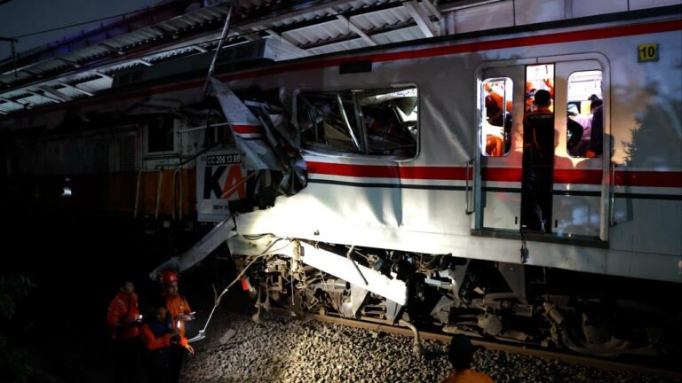 4 killed and dozens injured in train crash outside Jakarta