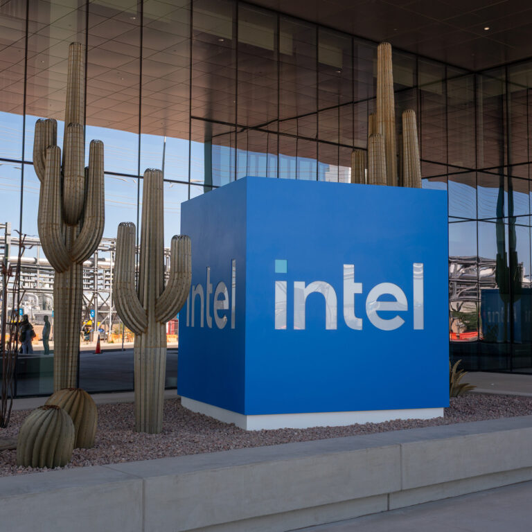 Intel’s Revenues Soar, Aided by A.I. Boom
