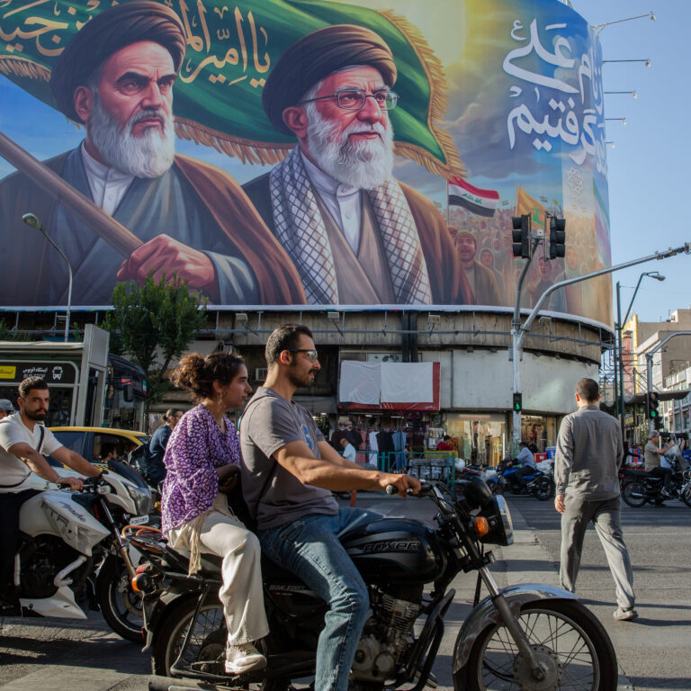 Mideast Live Updates: U.S. and Iran Offer Conflicting Accounts of Nuclear Discussions