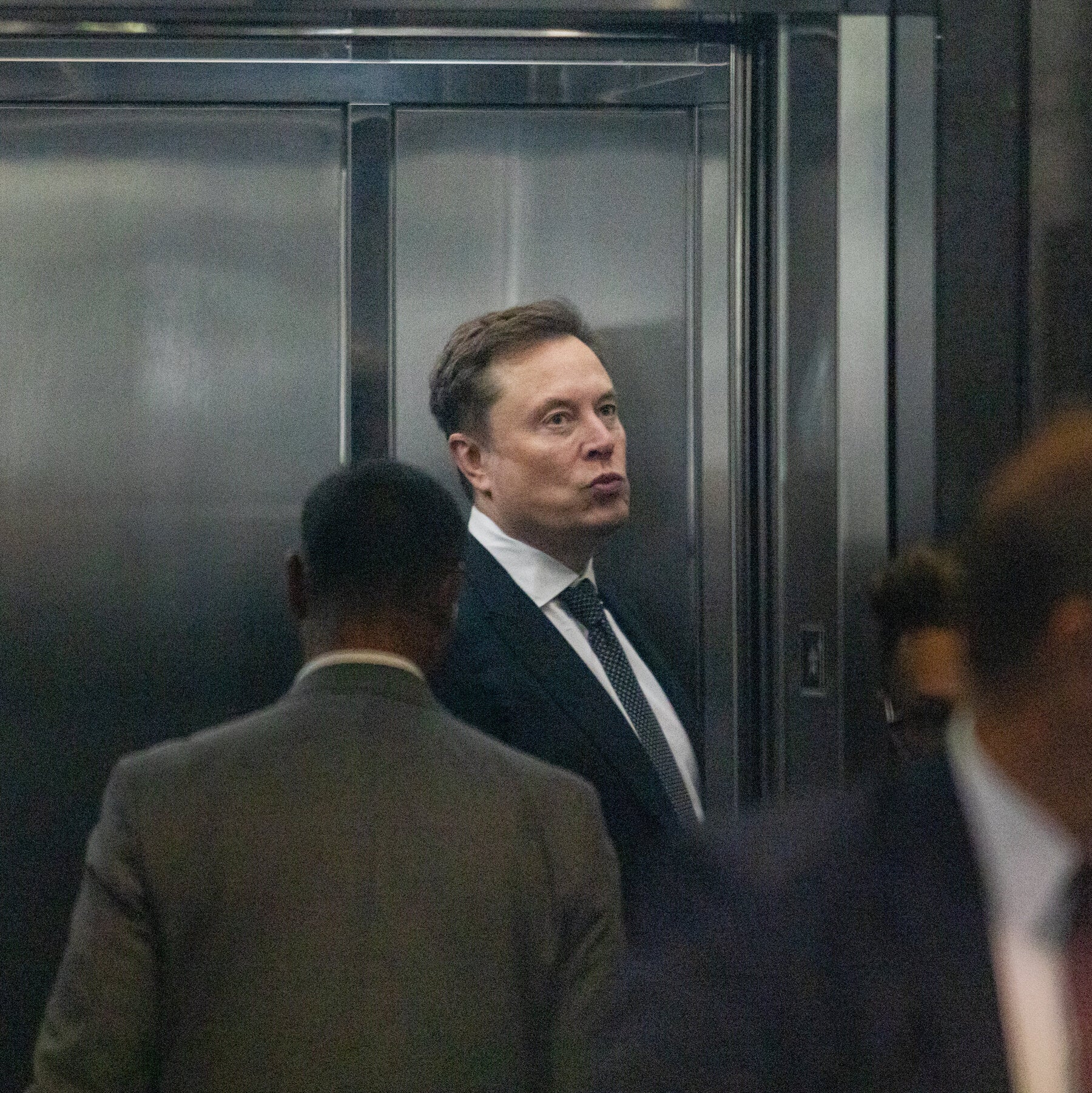 U.S. Intercedes for Elon Musk’s X Over European Fine