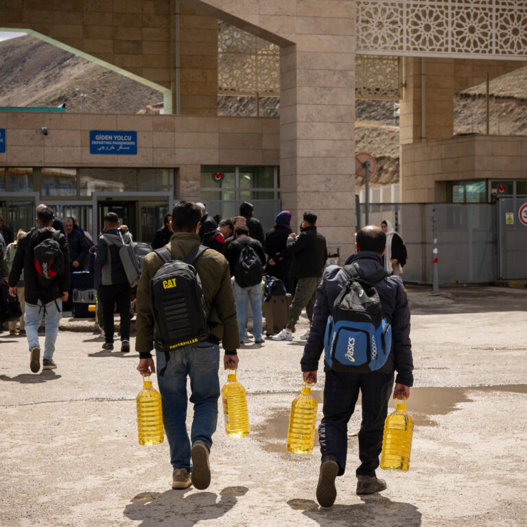 On Iran’s Border, Cooking Oil Trade Is a Snapshot of the Country’s Struggles