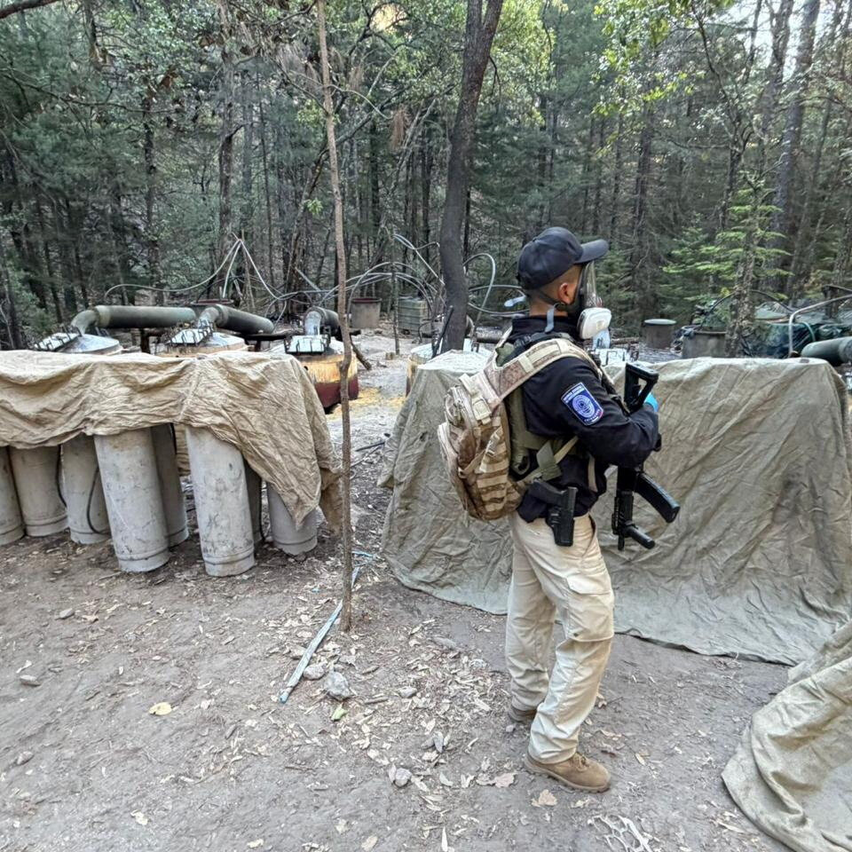 2 C.I.A. Officers Killed in Mexico Crash Lacked Proper Authorization