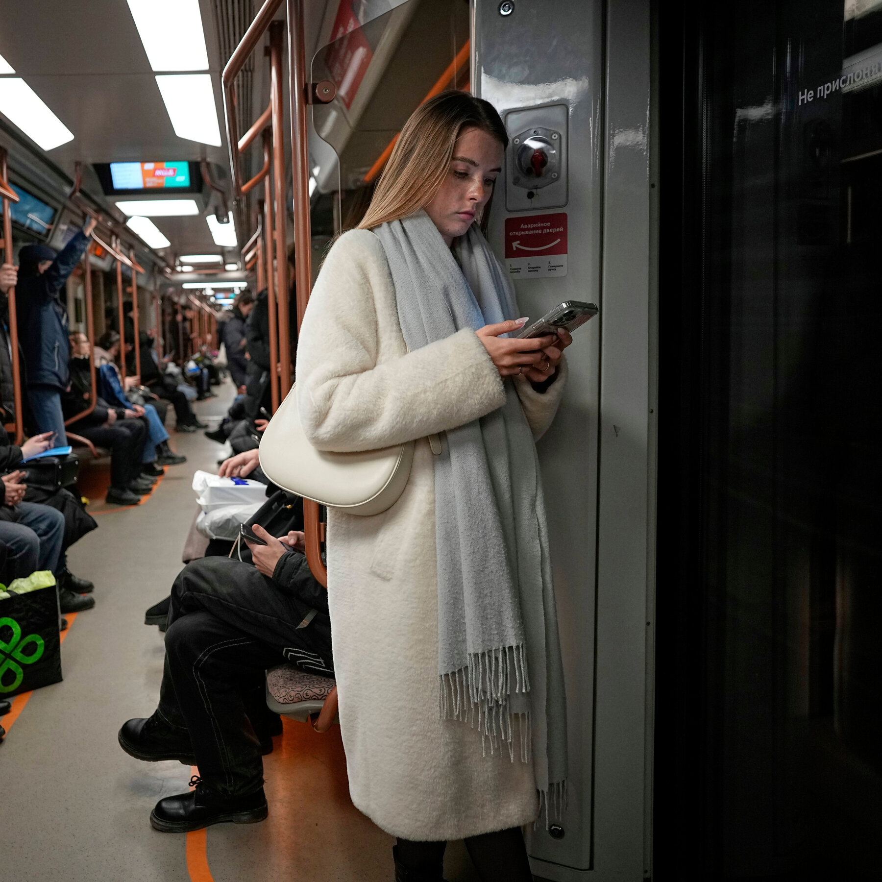 Internet Restrictions Spur Russians to Openly Question Putin’s Moves