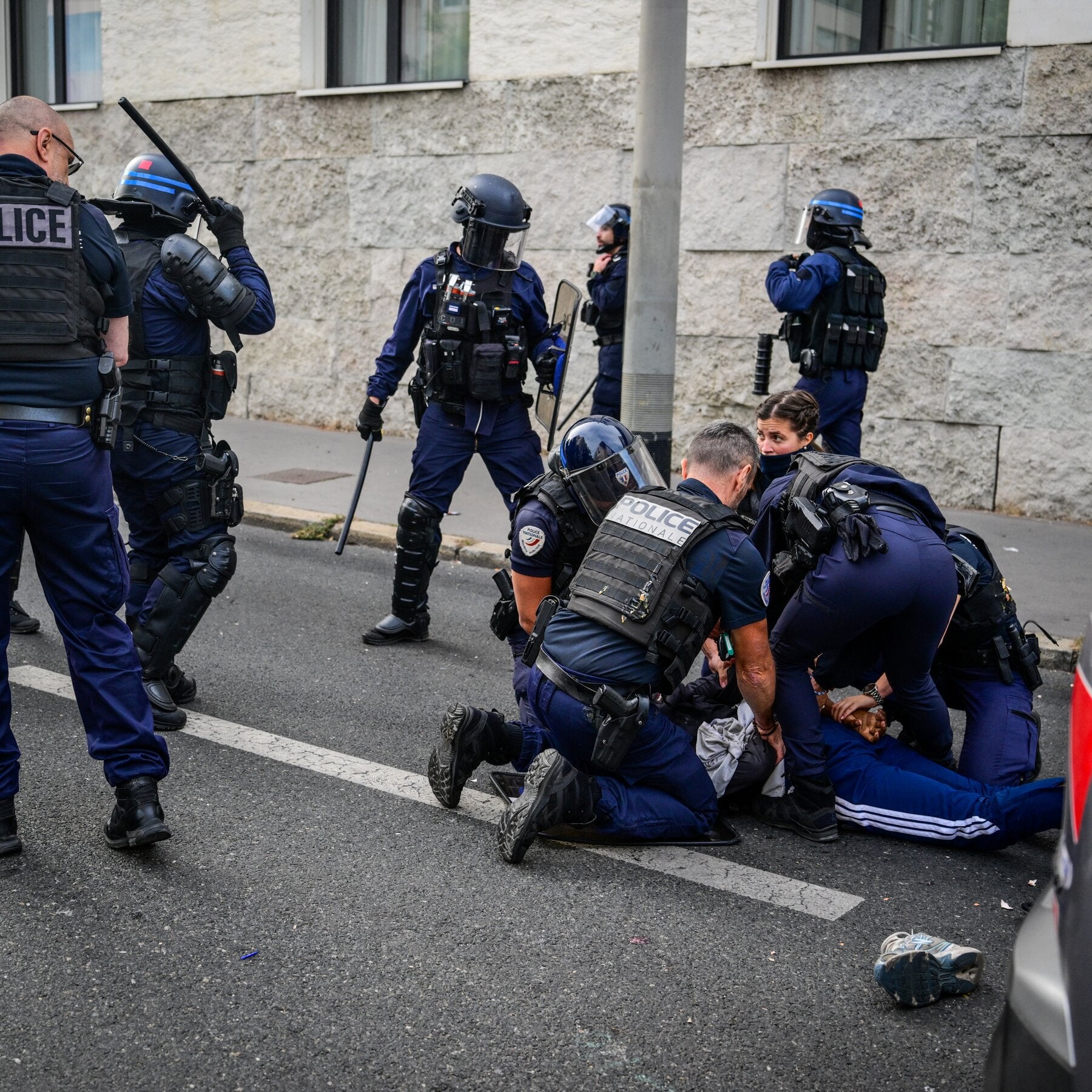 Hundreds Detained in France as Some Student Protests Turn Violent
