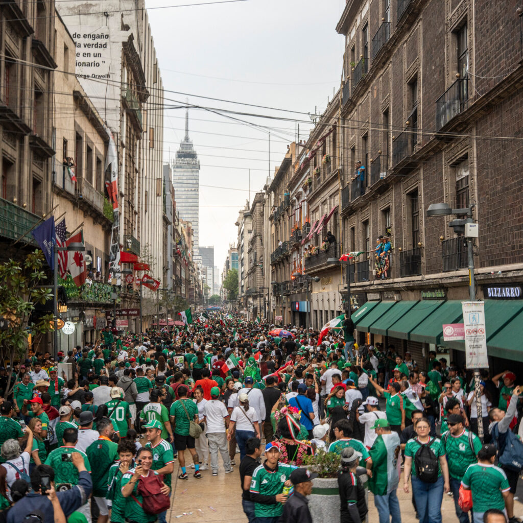 Trump’s Travel Crackdown Has a Winner: Mexican Tourism