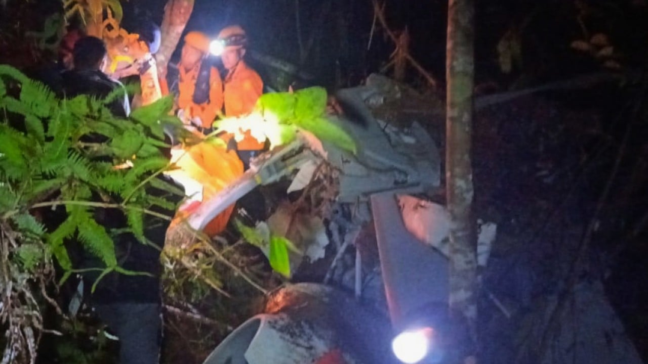 Malaysian man among 8 dead in Indonesian helicopter crash