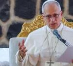 Pope criticises 'tyrants' who spend billions on wars after Trump spat