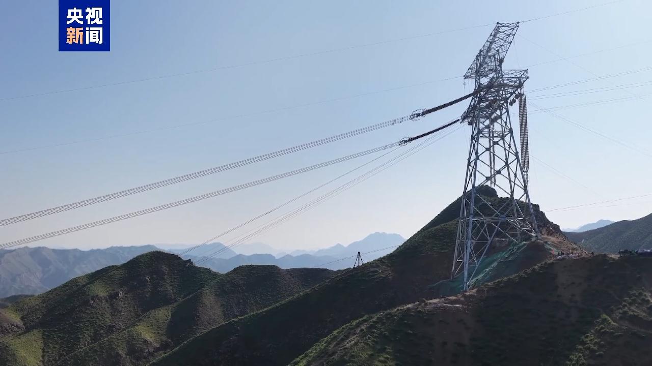 China's Gansu-Zhejiang UHV project reaches key milestone