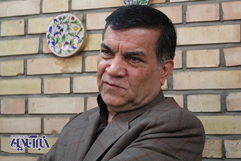 ماجرای پلاکاردهایی علیه قالیباف، عراقچی، روحانی و ظریف در تجمعات شبانه چیست؟/رسولی: باید برخی مداحان که فاقد دانش و فهم سیاسی هستند را توجیه کرد