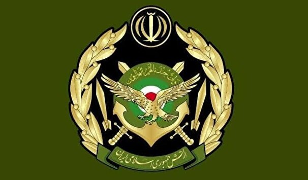 انهدام یک پهپاد دشمن با آتش پدافند ارتش
