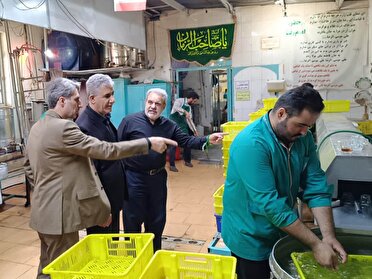 ۵۰۰ کیلوگرم مواد غذایی فاسد در قم معدوم شد