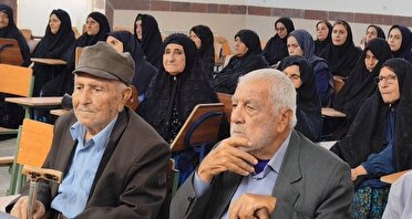 تجلیل از سالمندان شهرستان دنا
