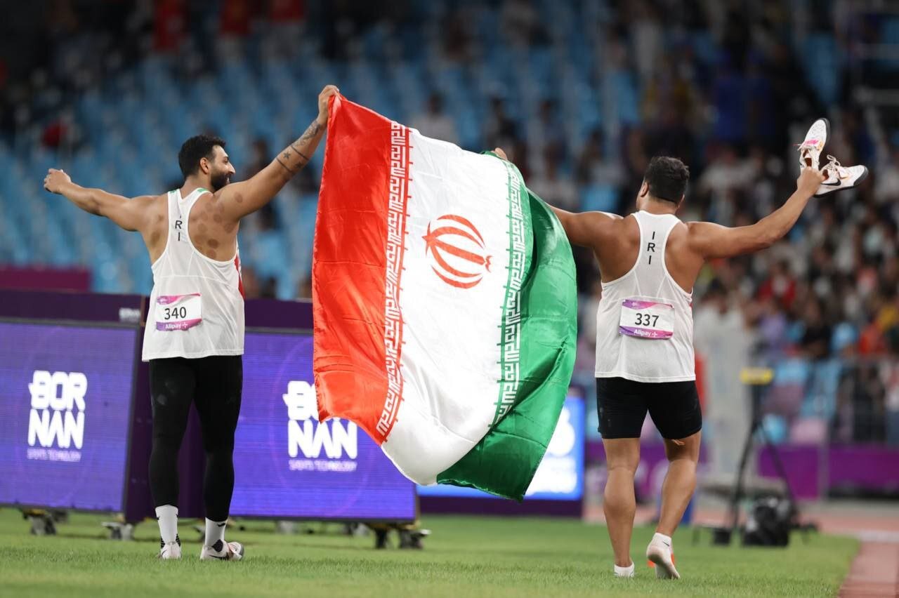 احسان حدادی چه درخواستی از رهبر شهید کرده بود؟