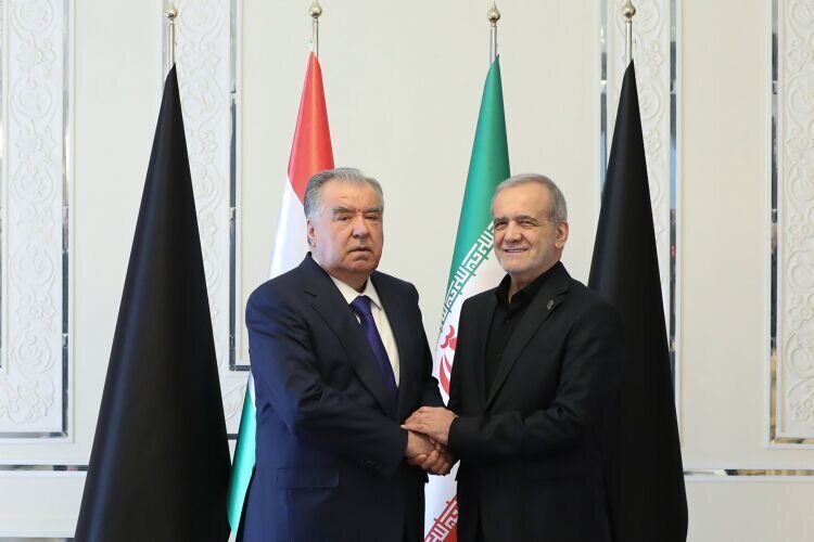 Pezeshkian, in talks with world leaders, vows Iran 'will not bow to any bully'
