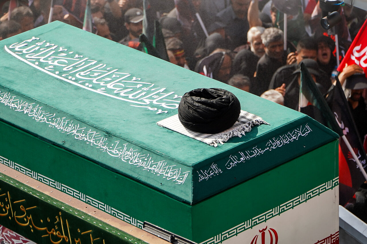 Tehran: Ocean of the Awakened Ummah for the Martyr Leader