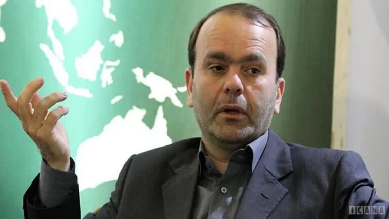 پیشنهاد نصیرپور به نمایندگان تندرو: همین امروز خود را به یگان‌های رزمی معرفی کنند و از ظرفیت سیاسی و فرهنگی خود در میدان نظامی استفاده کنند