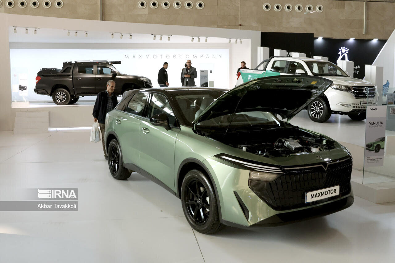 Tehran hosting international auto show