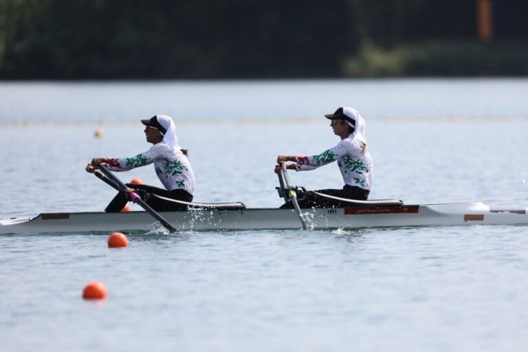 Iran's women lightweight double sculls wins gold in 2026 Asian Games