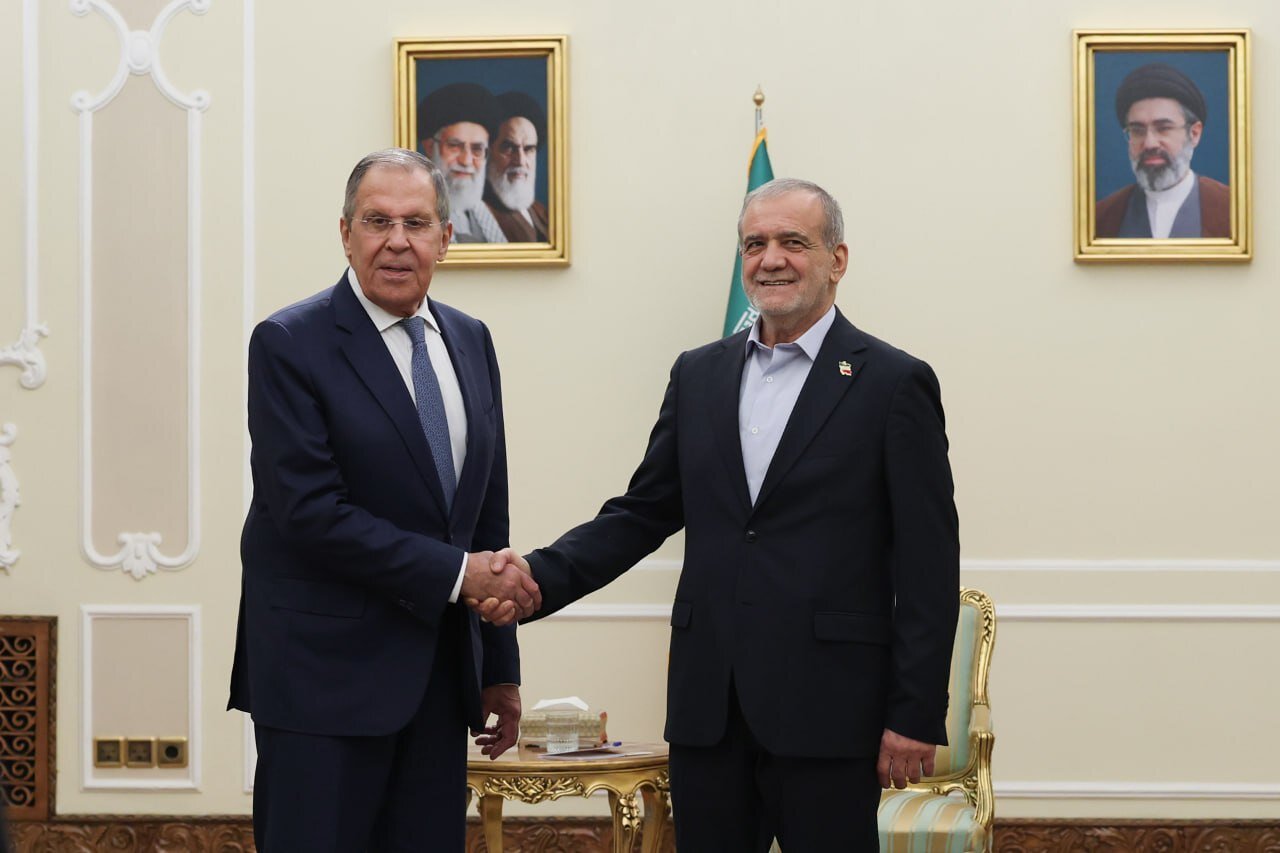 Pezeshkian calls for stronger Iran-Russia cooperation to advance peace and multilateralism