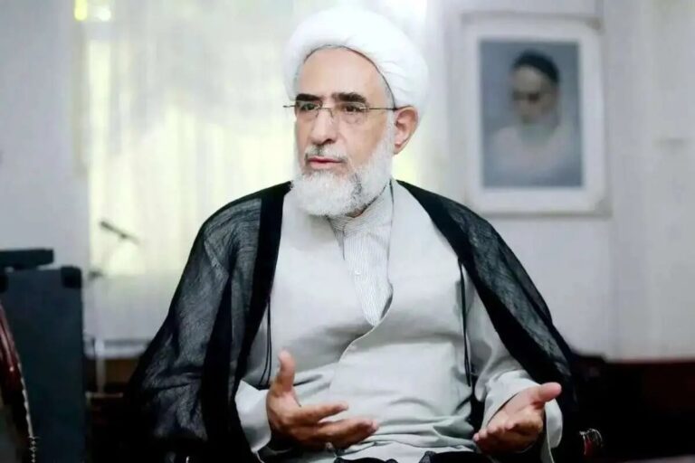 منتجب‌نیا: تشییع باشکوه رهبر شهید به معنای رضایت مردم از وضع موجود نیست/ کشور به یک انقلاب اقتصادی نیاز دارد
