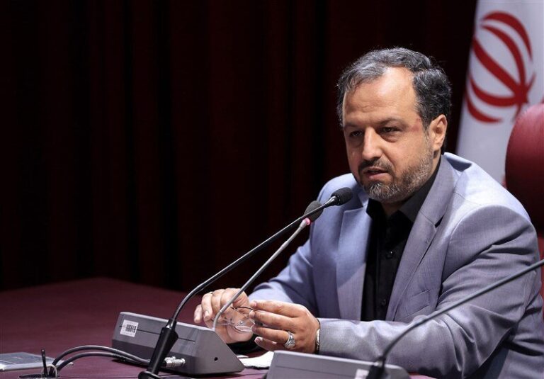 حملات دولت سیزدهم به ظریف ادامه دارد/ خاندوزی: کارویژه برخی، بستن همه راه‌هاست تا تنها راه وصال به معشوق باز بماند