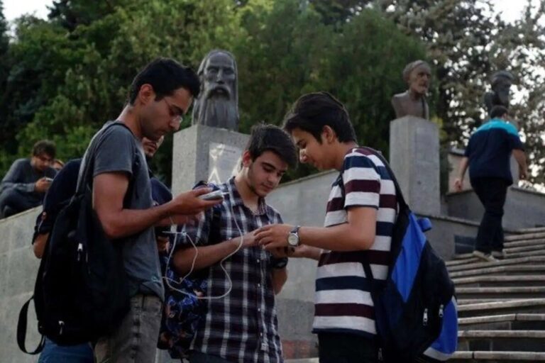 آخرین سنگر مقاومت برای حفظ معنا / وقتی «اکنون» آب می‌رود/ نسل زد یکی از نیروهای تحولات اجتماعی ایران