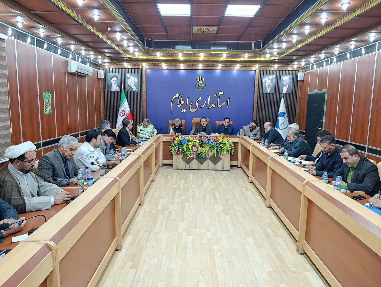 استاندار ایلام: همه ظرفیت‌ها برای برگزاری منظم مراسم تشییع رهبر شهید بسیج شود